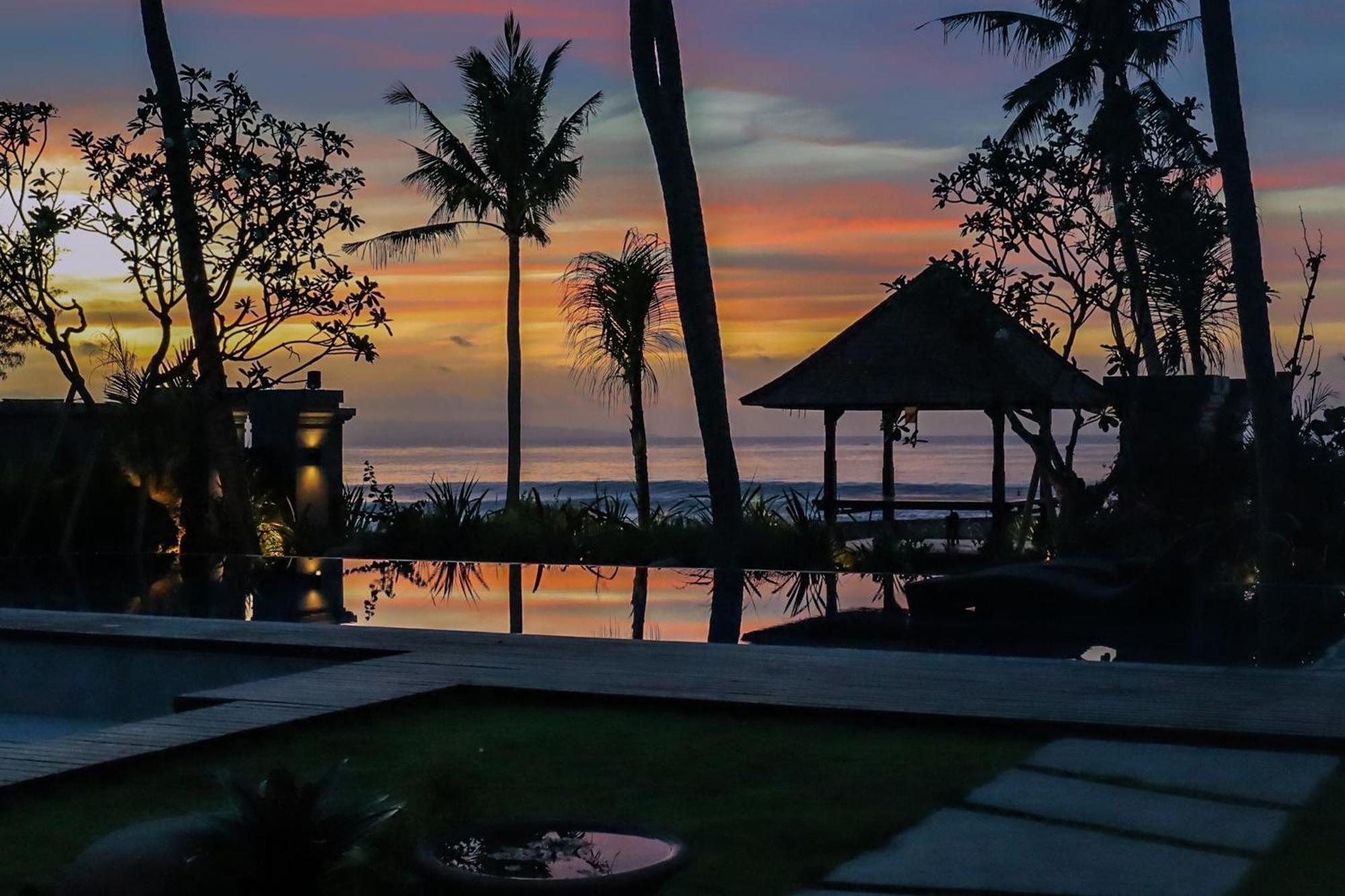 K Ko Surf Village At Keramas Lebih Экстерьер фото